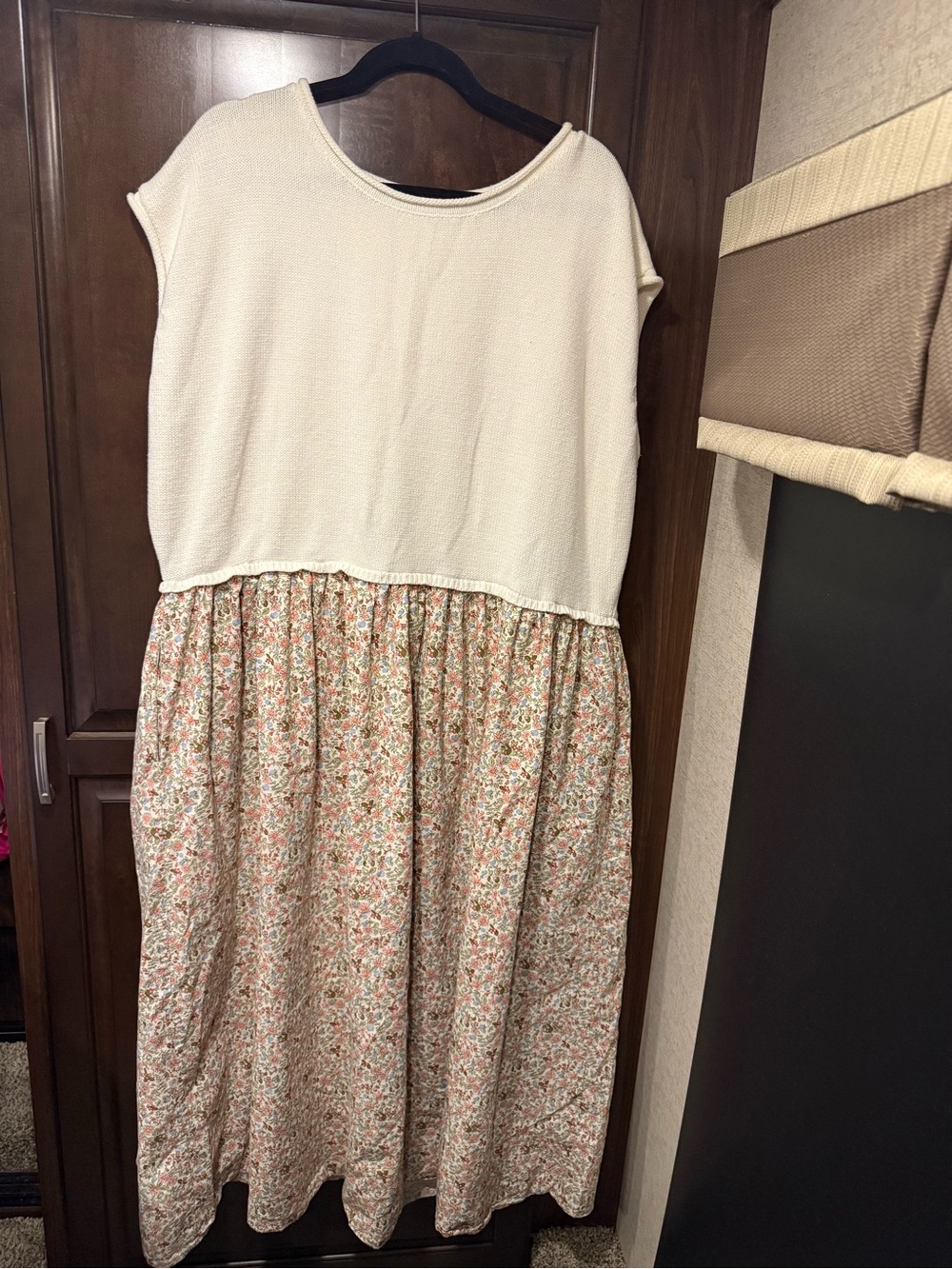 Baltic Born Cream Top Floral Maxi Dress - Picture 1 of 3